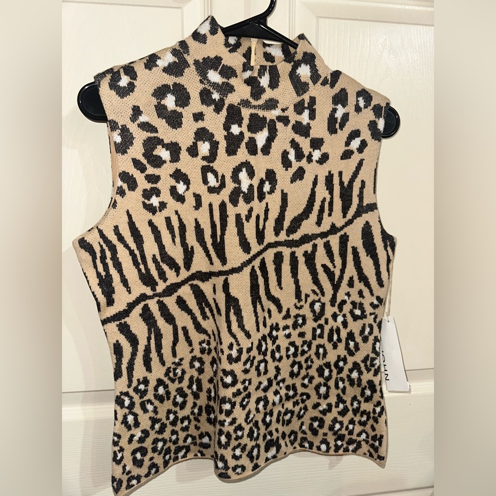 St. John Collection Beige and Black Animal-Print Sleeveless Turtleneck Shell S